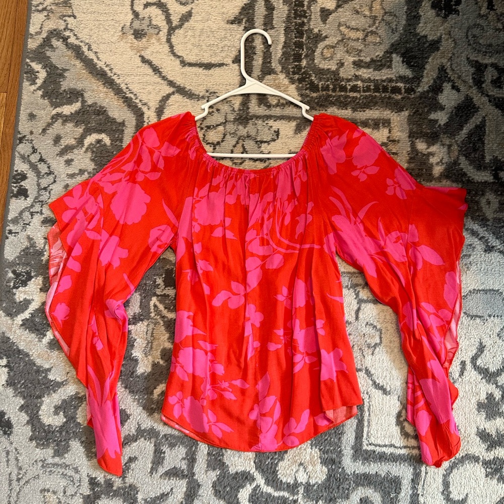 OFF THE SHOULDER FLORAL TOP